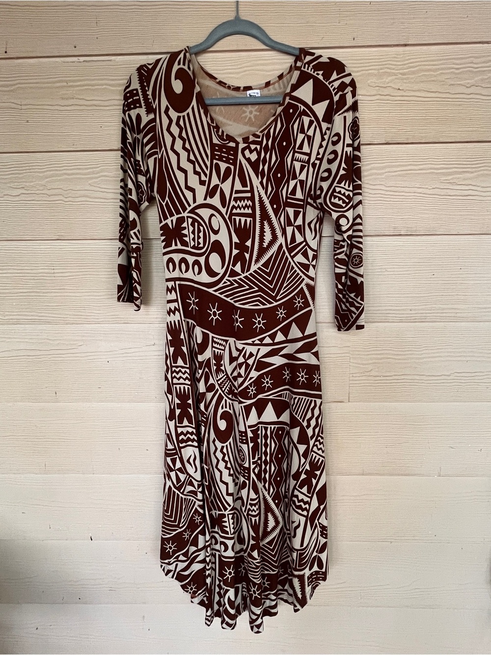 Missing Polynesia Women's Brown Hawaiian Tribal Print Dress Long Sleeve 1 Large